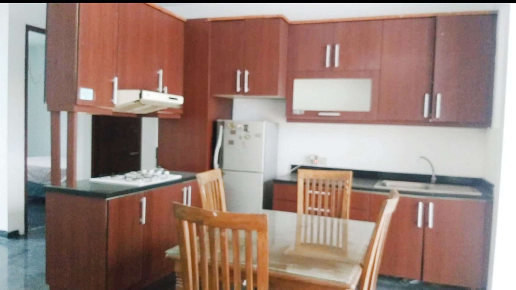 Rumah Baru Gaya Tropis di Puri Mediteran, Puri Bintaro, Bintaro Jaya Sektor 9