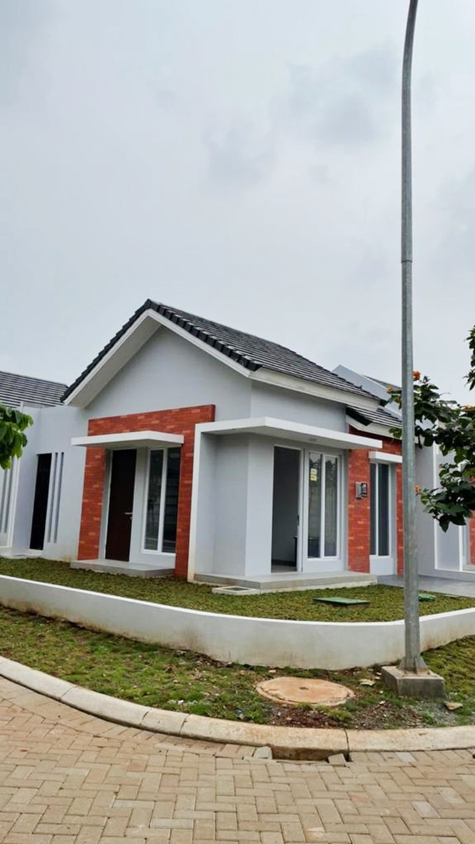 Rumah Bagus, Nyaman, dan Siap Huni di U House, Bintaro Jaya Sektor 7