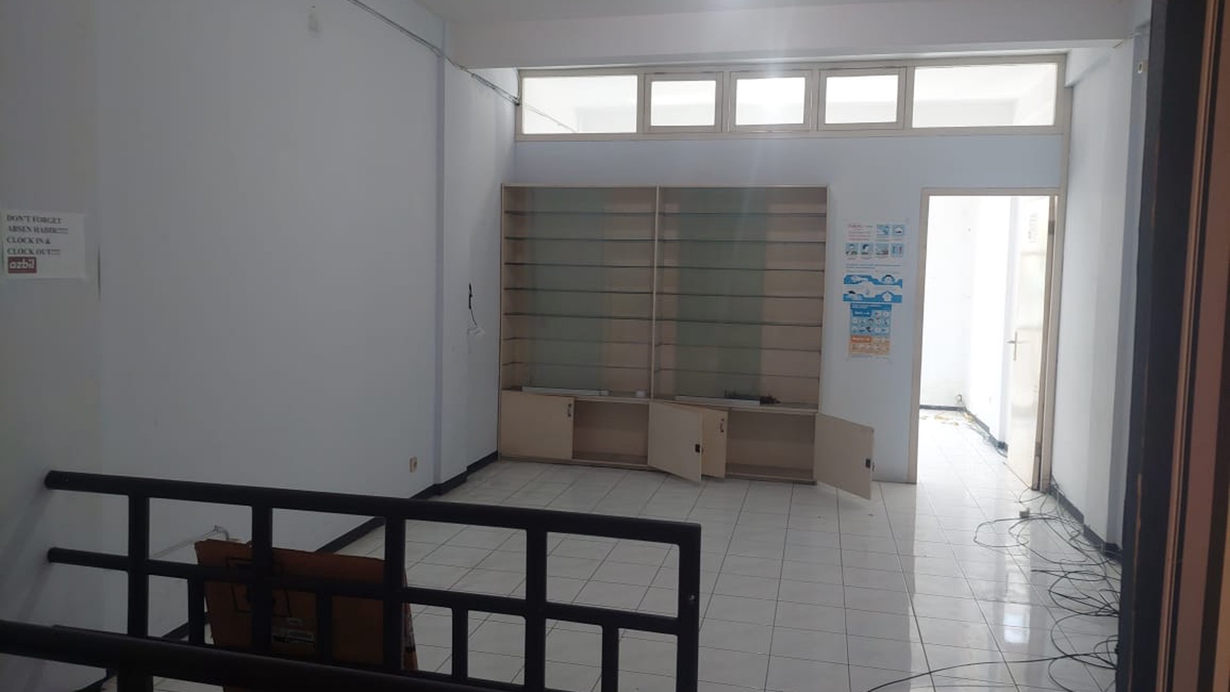 Dijual Ruko Plaza Segi 8, Darmo. Surabaya