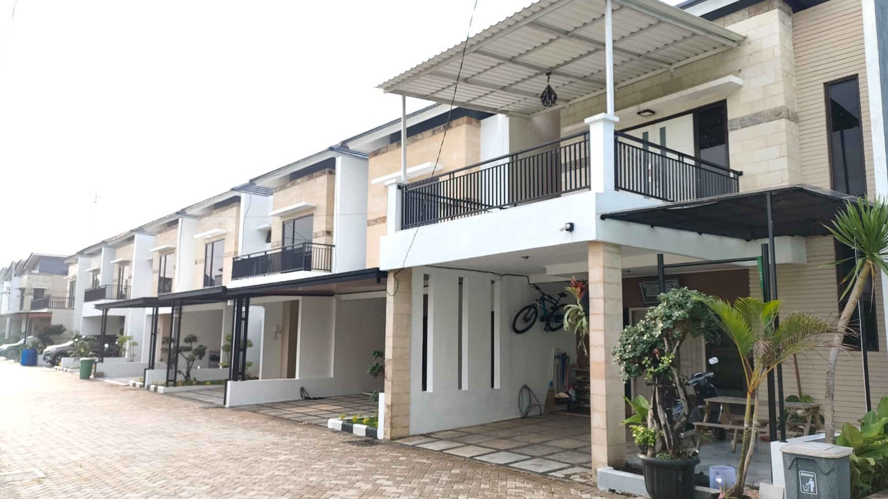 Rumah Fully Furnish Bagus Nurwita Residence, Cipadu 