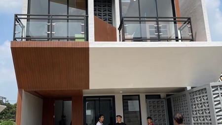 Rumah Bagus Di Balboa Estate Poncok Cabe Pamulang Tangerang Selatan