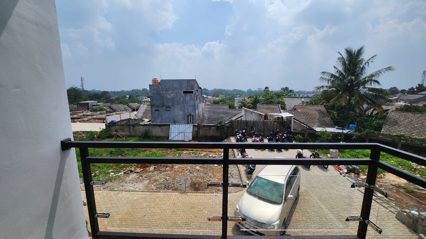 Rumah Bagus Di Balboa Estate Poncok Cabe Pamulang Tangerang Selatan