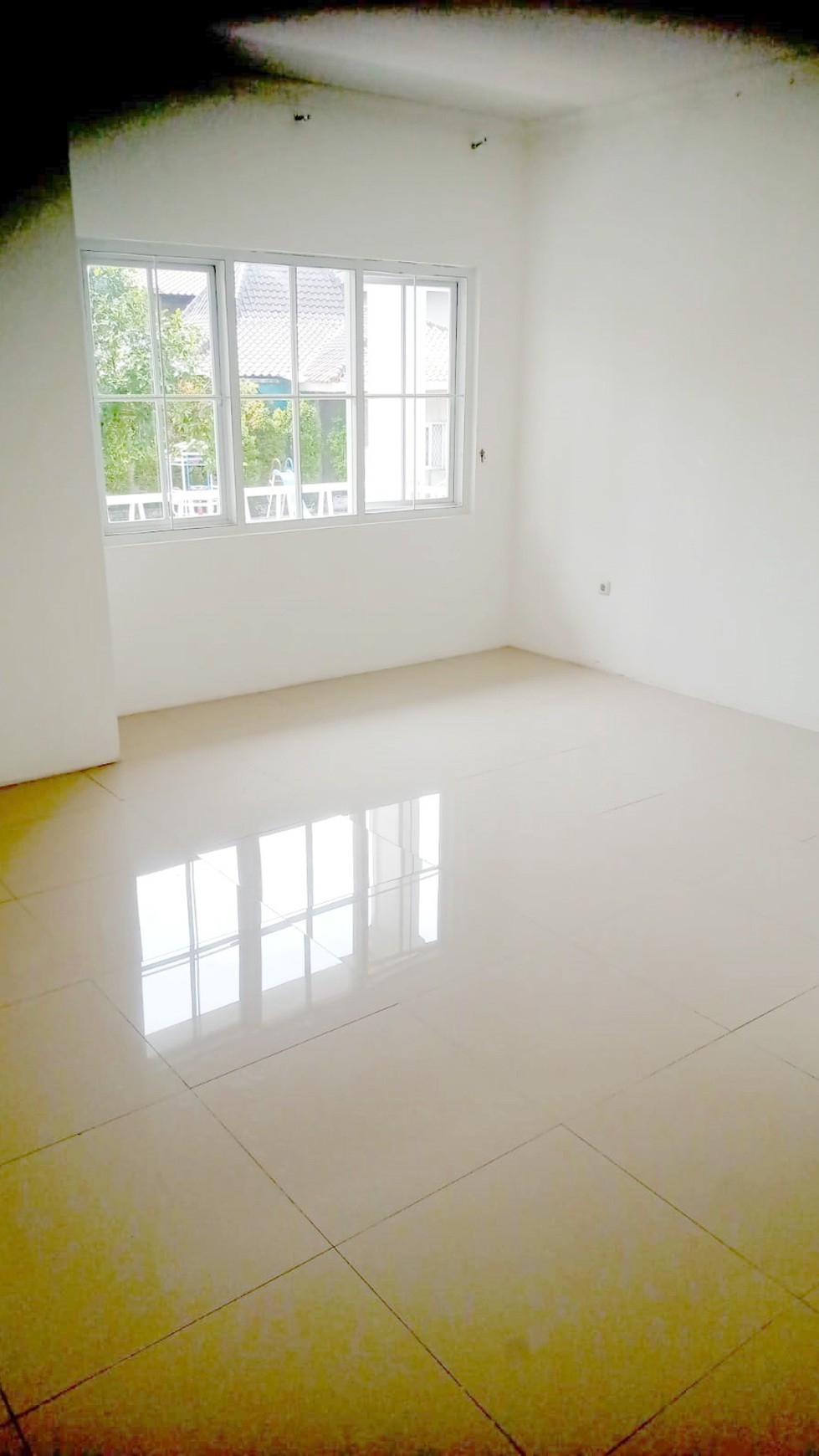 Rumah Bagus Di Miral 6 Residence, Jl Lobak Pondok Cabe Tangerang Selatan