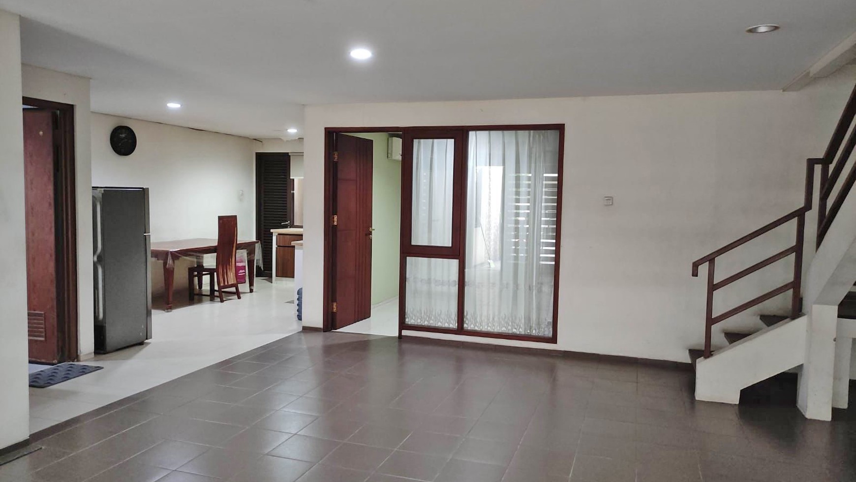 Rumah 3 lantai Lokasi bagus di Lebak Bulus Residence, Jakarta Selatan