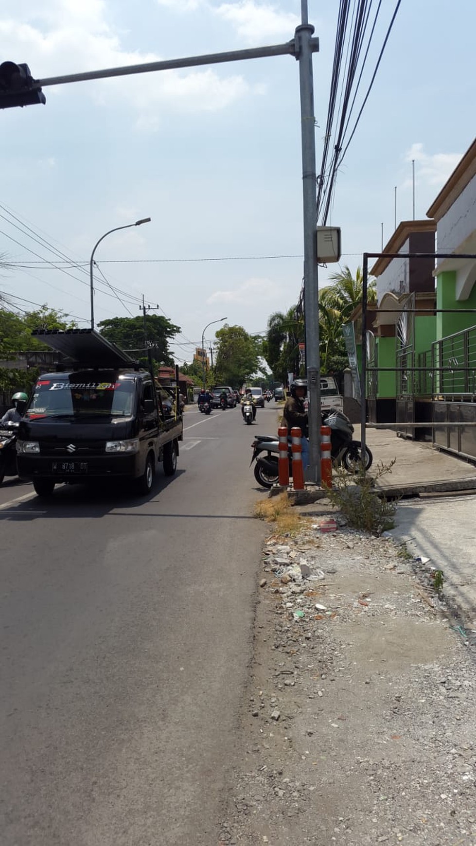 1197. Dijual Rumah Hitung Tanah Nol Jalan Raya Jeruk Lakarsantri