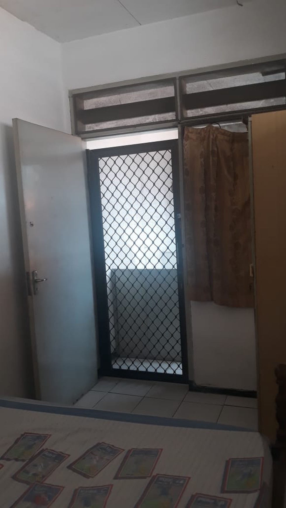 1168. Dijual Rumah Jalan Rangkah, Surabaya