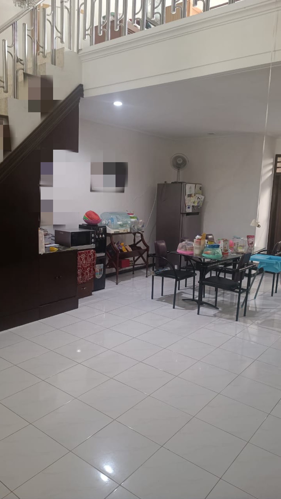 1154. Dijual Rumah Manyar Jaya 