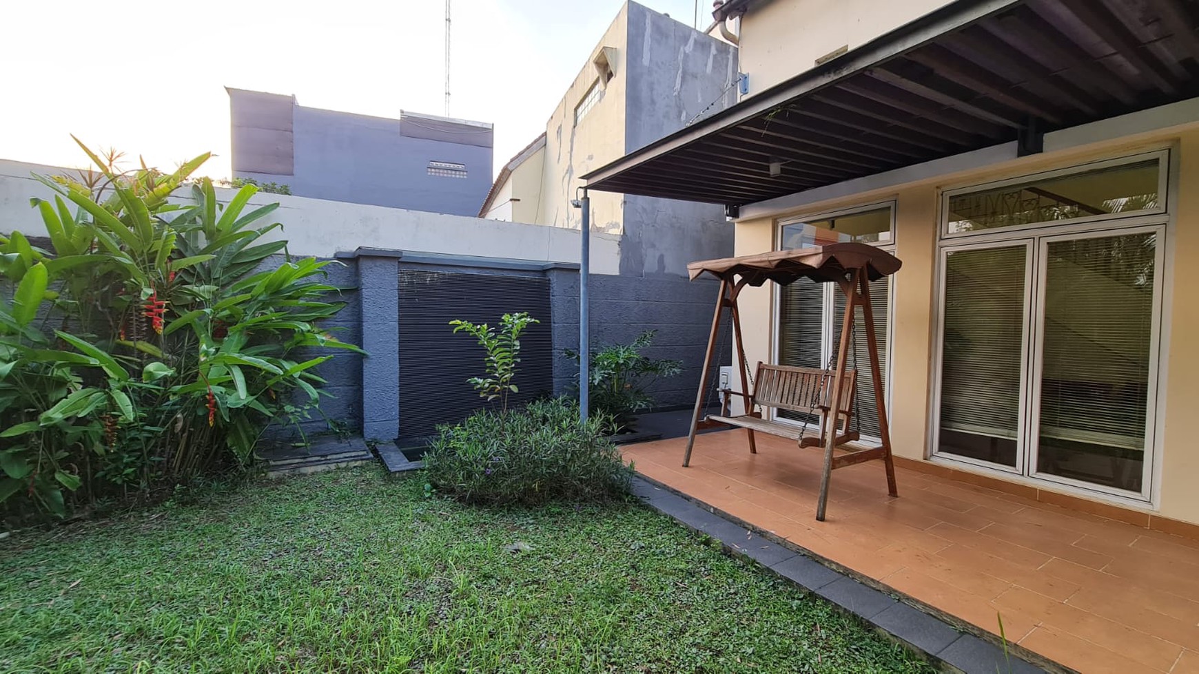 Dijual Rumah Cantik di Taman Edelweis Bsd City