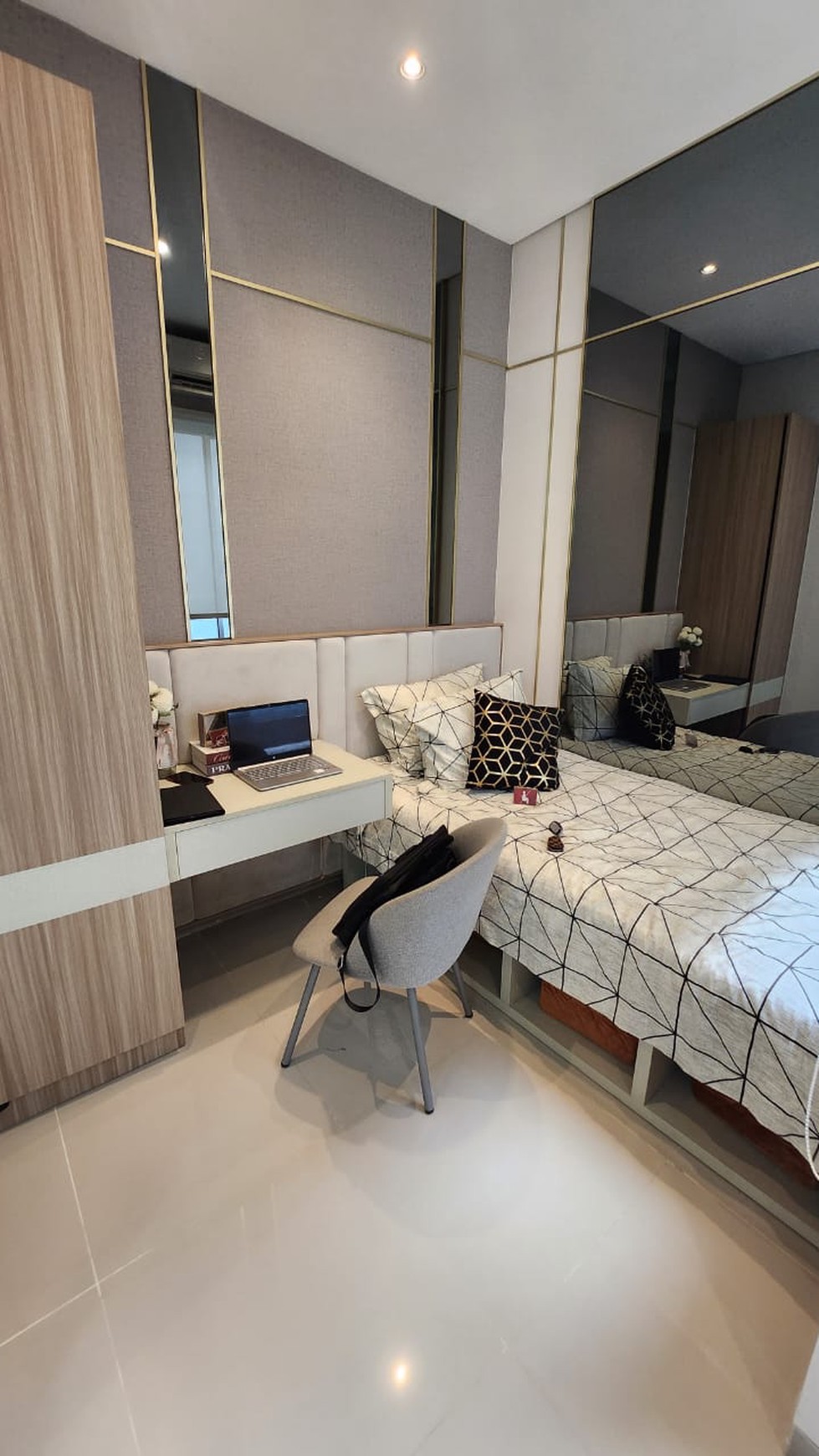 Rumah Wisata Bukit Mas Surabaya Cluster Chelsea SPESIAL 3 K.Tidur Modern 2 Lantai