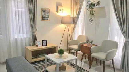 Dijual Rumah Lokasi Strategis di Puri Town House Bintaro