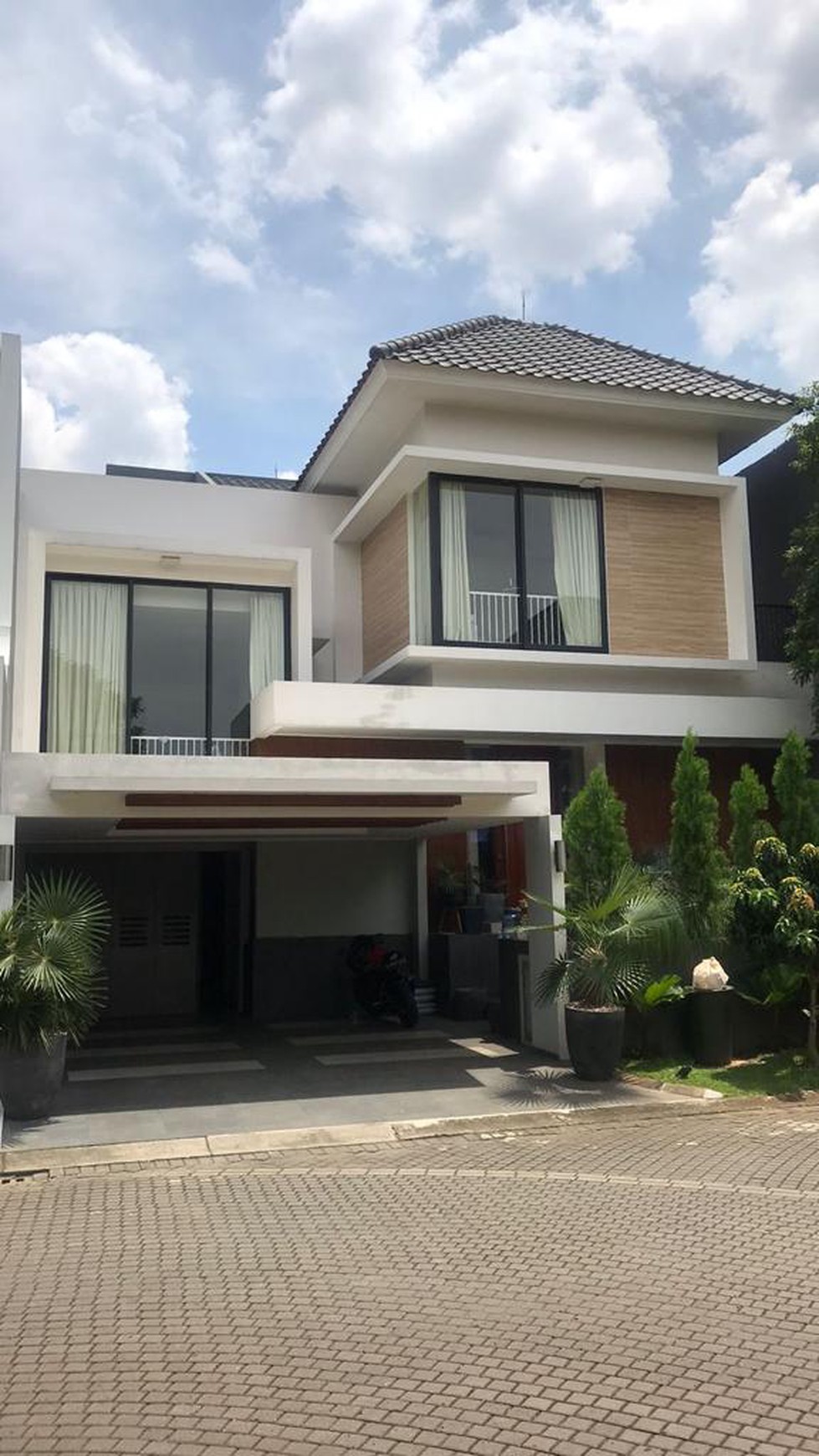 Rumah dalam cluster,bagus di Bintaro Jaya sektor 7