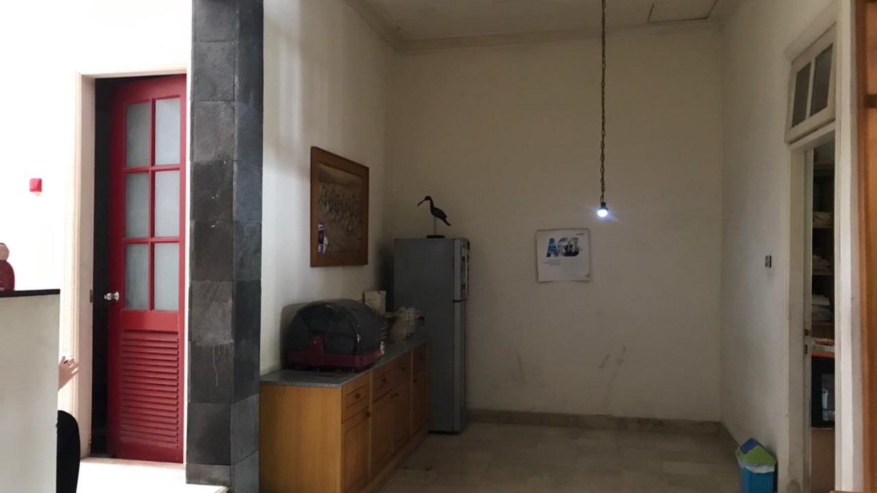 Rumah Dijual Jalan Simpang Darmo Permai Selatan Surabaya 1,5 Lantai