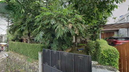 Rumah cocok untuk usaha Kos - kosan di derah Pangkalan Jati Depok Jawa barat
