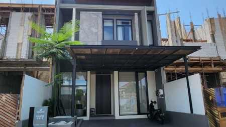 Rumah District 9 Citraland Surabaya Type Dempsey Lokasi TerDEPAN dekat Patung MERLION Citraland, GWALK 