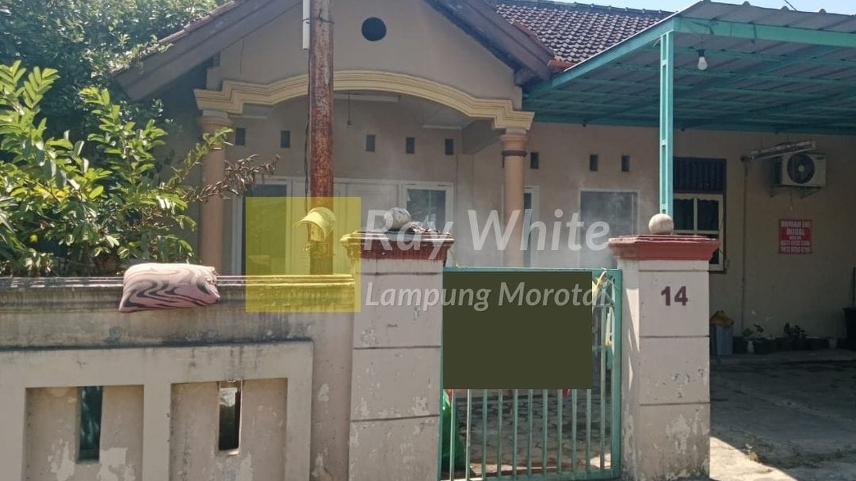 Rumah dengan halaman luas br