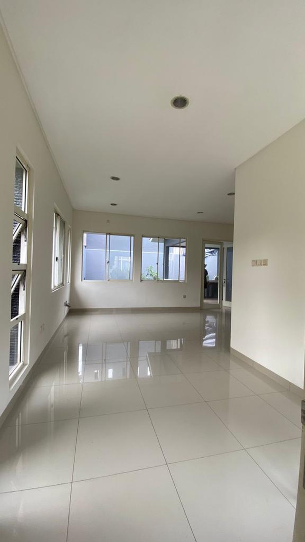 Rumah Huk, Strategis Tengah Kota Residence One Serpong BSD City, Selangkah ke Binus School International