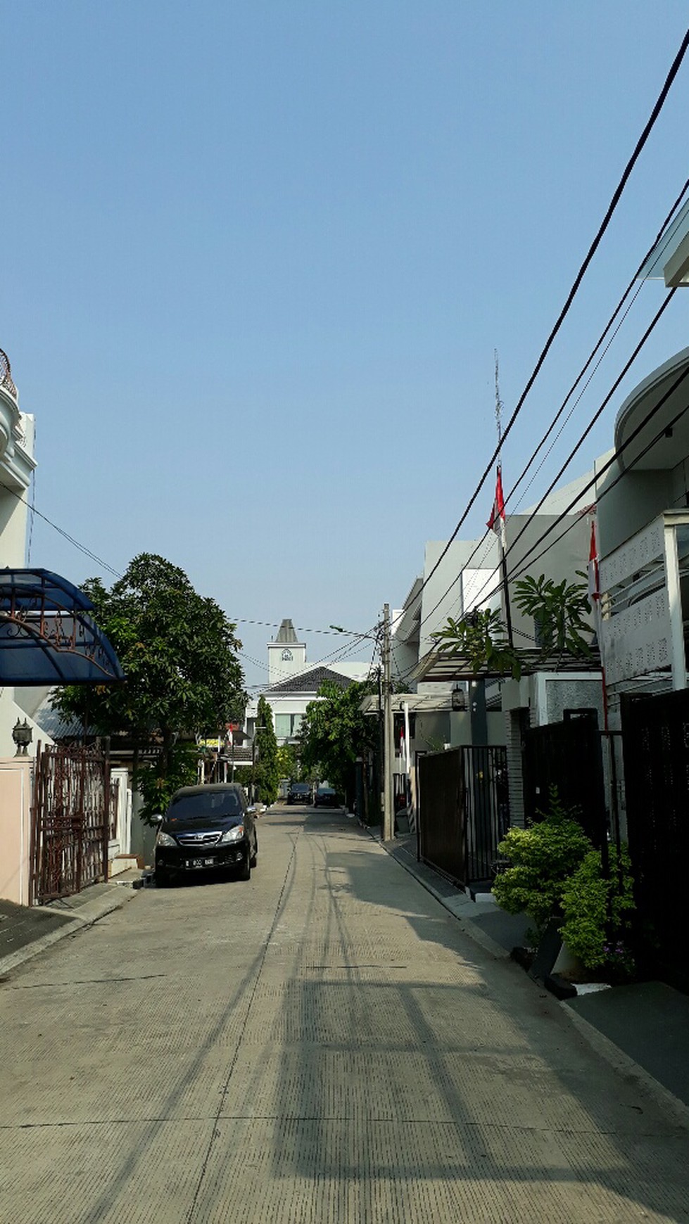 Rumah 2 Lantai Full Furnish langsung huni sangat layak pakai