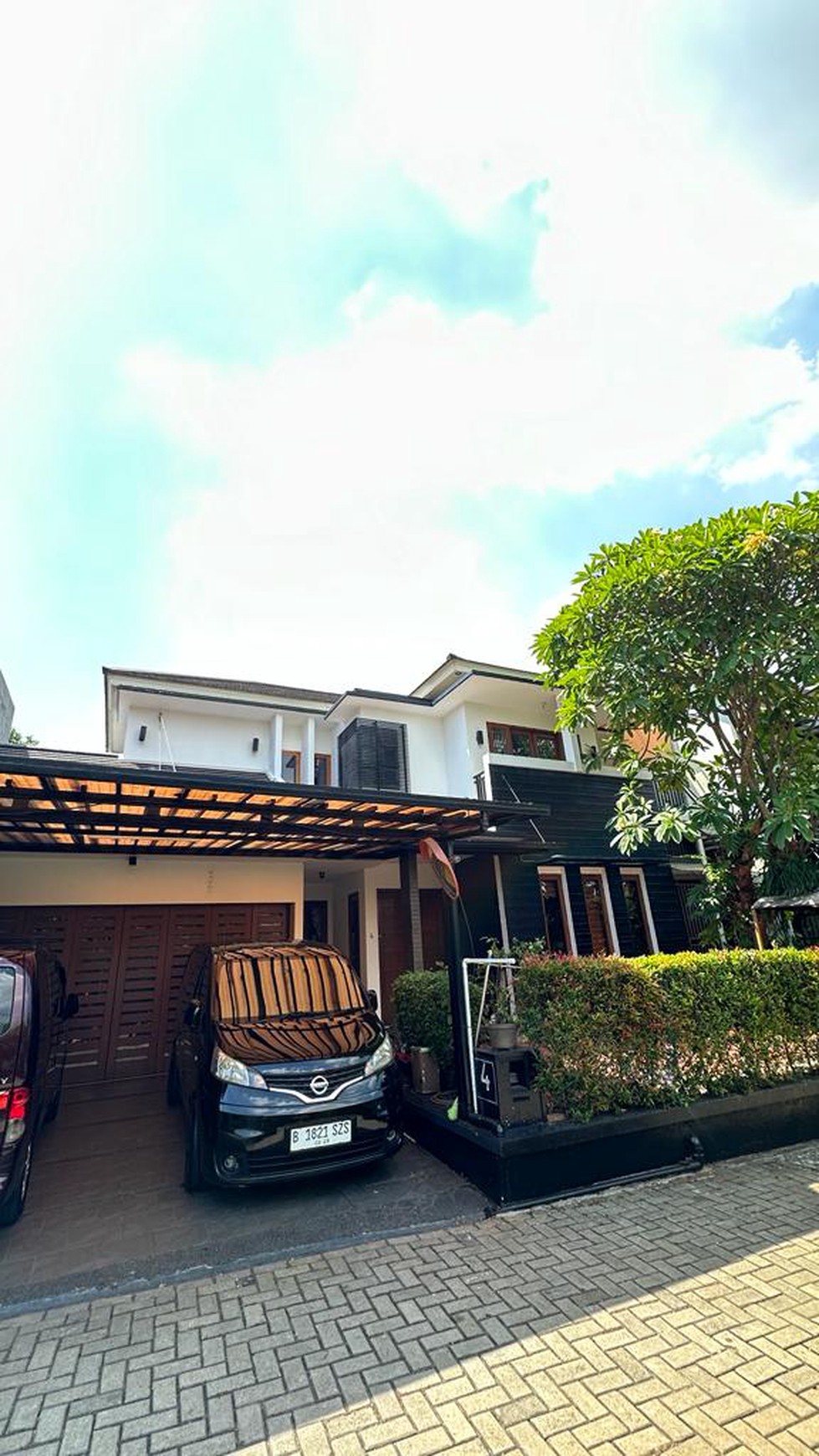 Dijual rumah di Bintaro Jaya Cluster Bintaro Hill Residence