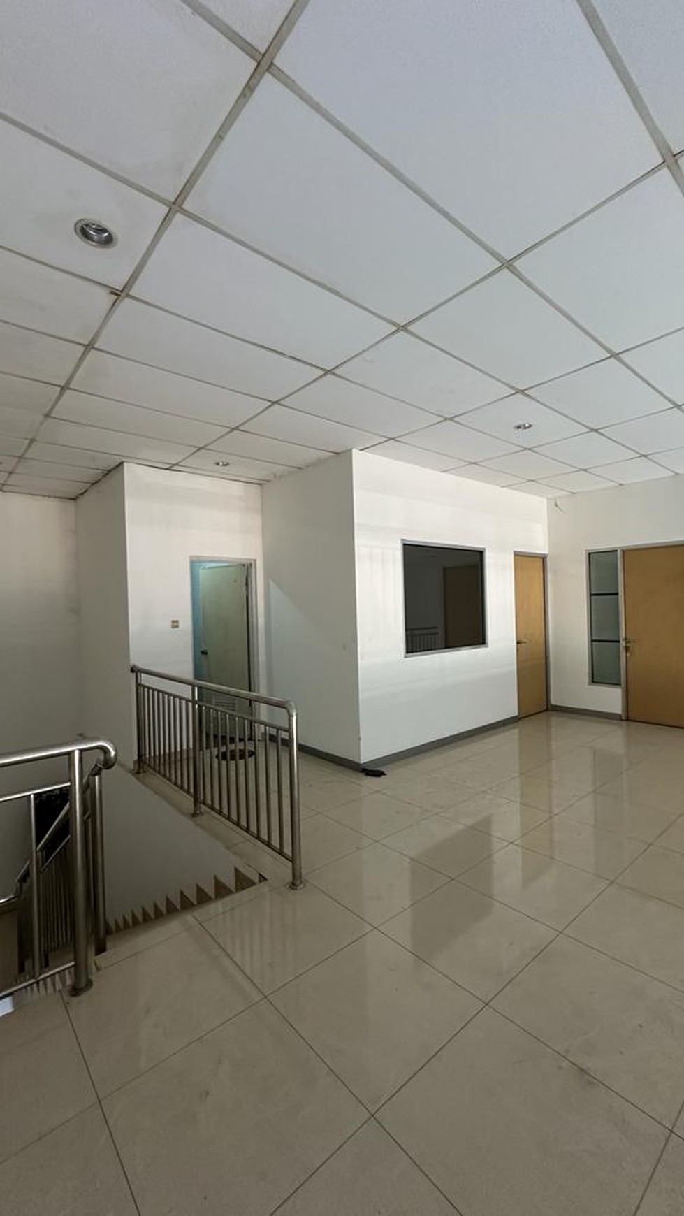  Dijual Stand Alone Building 2 lantai di REMPOA 