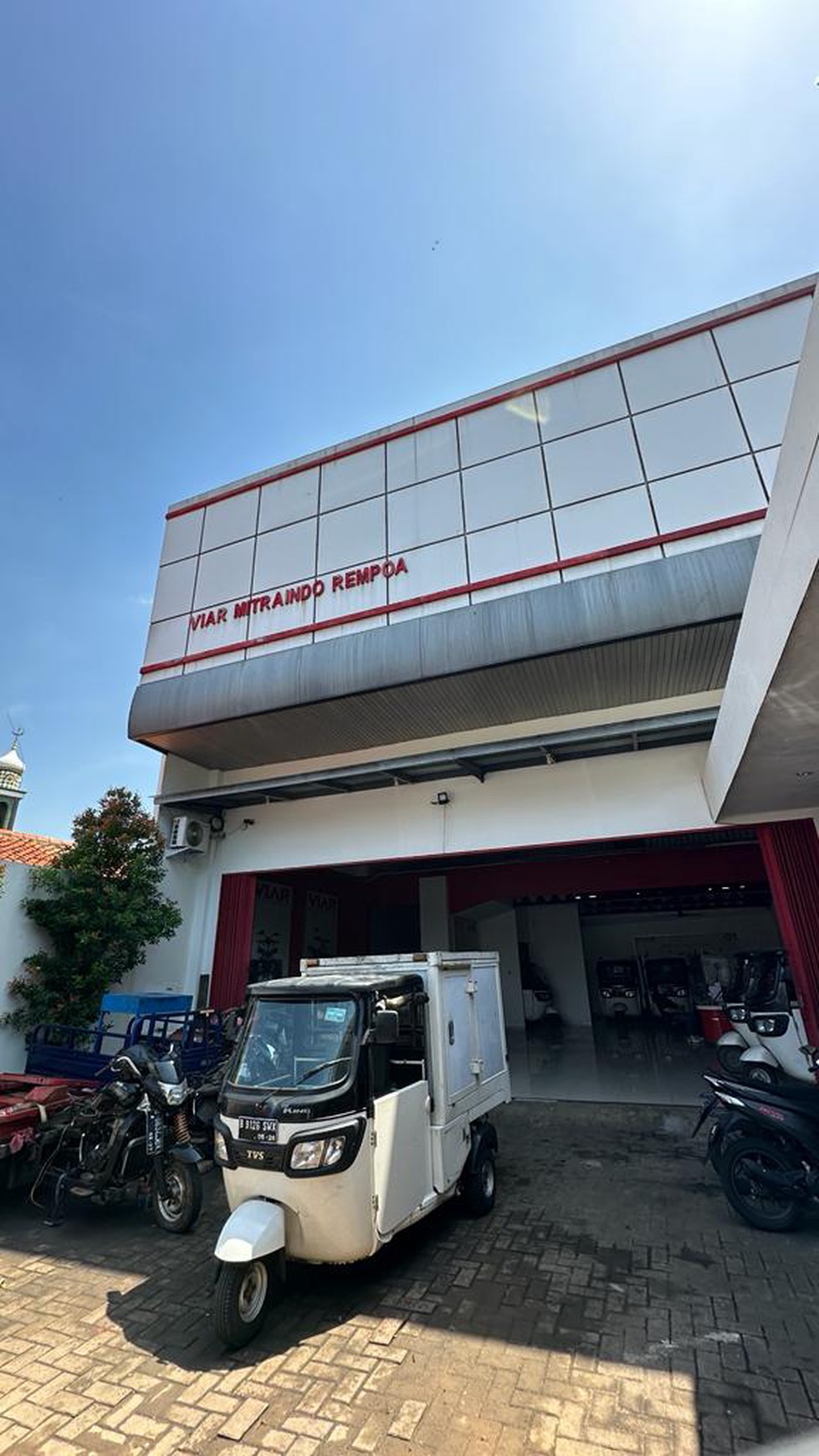  Dijual Stand Alone Building 2 lantai di REMPOA 