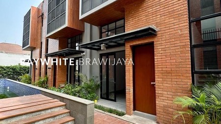 Brand New Townhouse Area Kemang Terusan