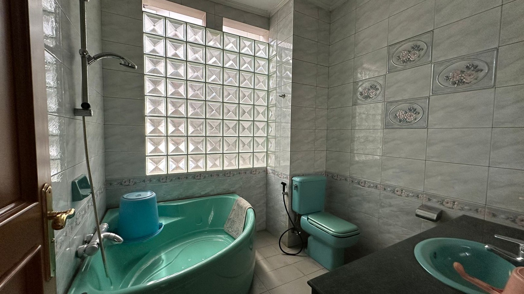 Rumah Lux Semi Furnished di Sayap Pajajaran, Bandung Kota