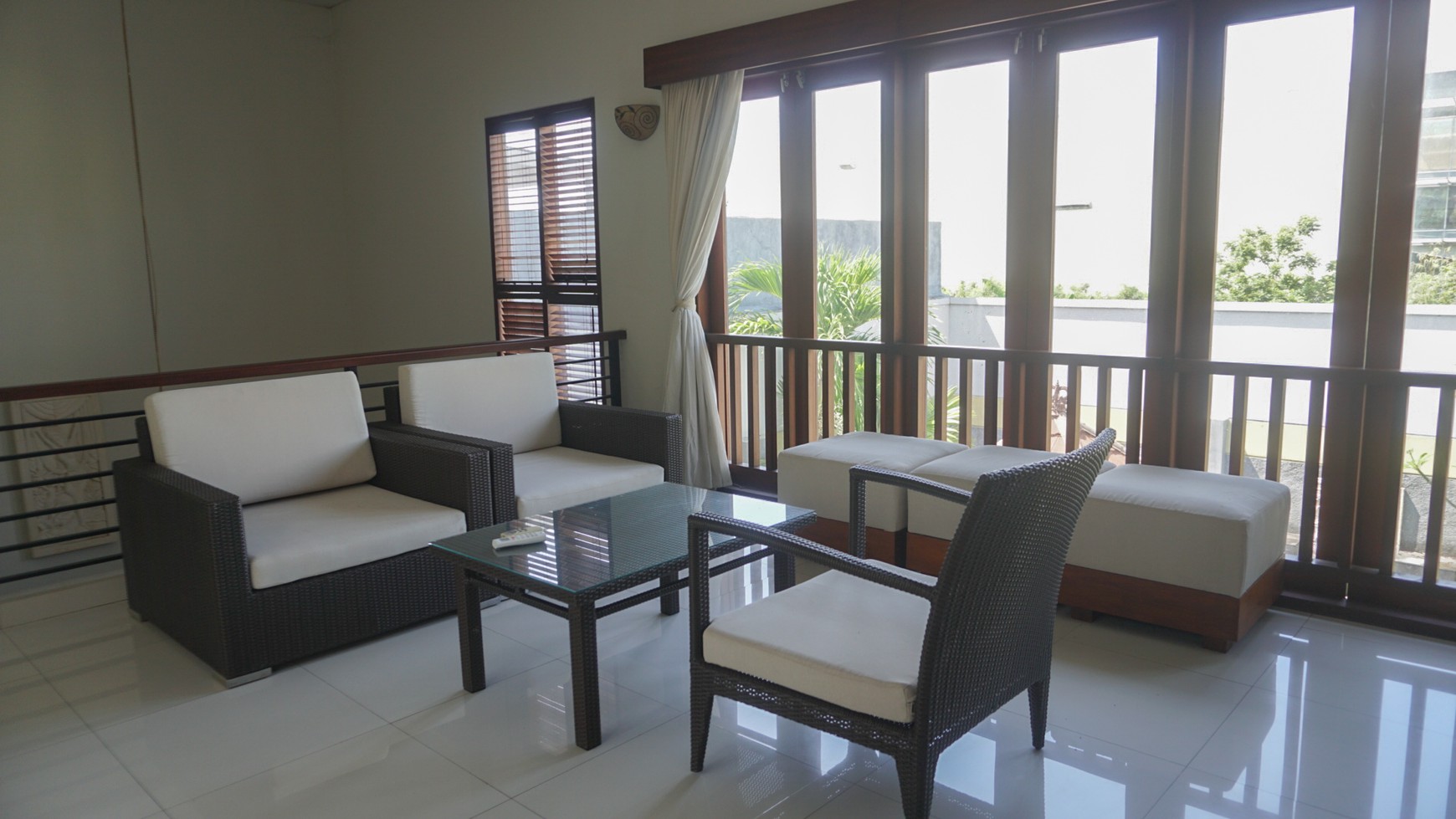 Yearly Rental - Spacious 3 Bedroom Villa in the Middle of Seminyak