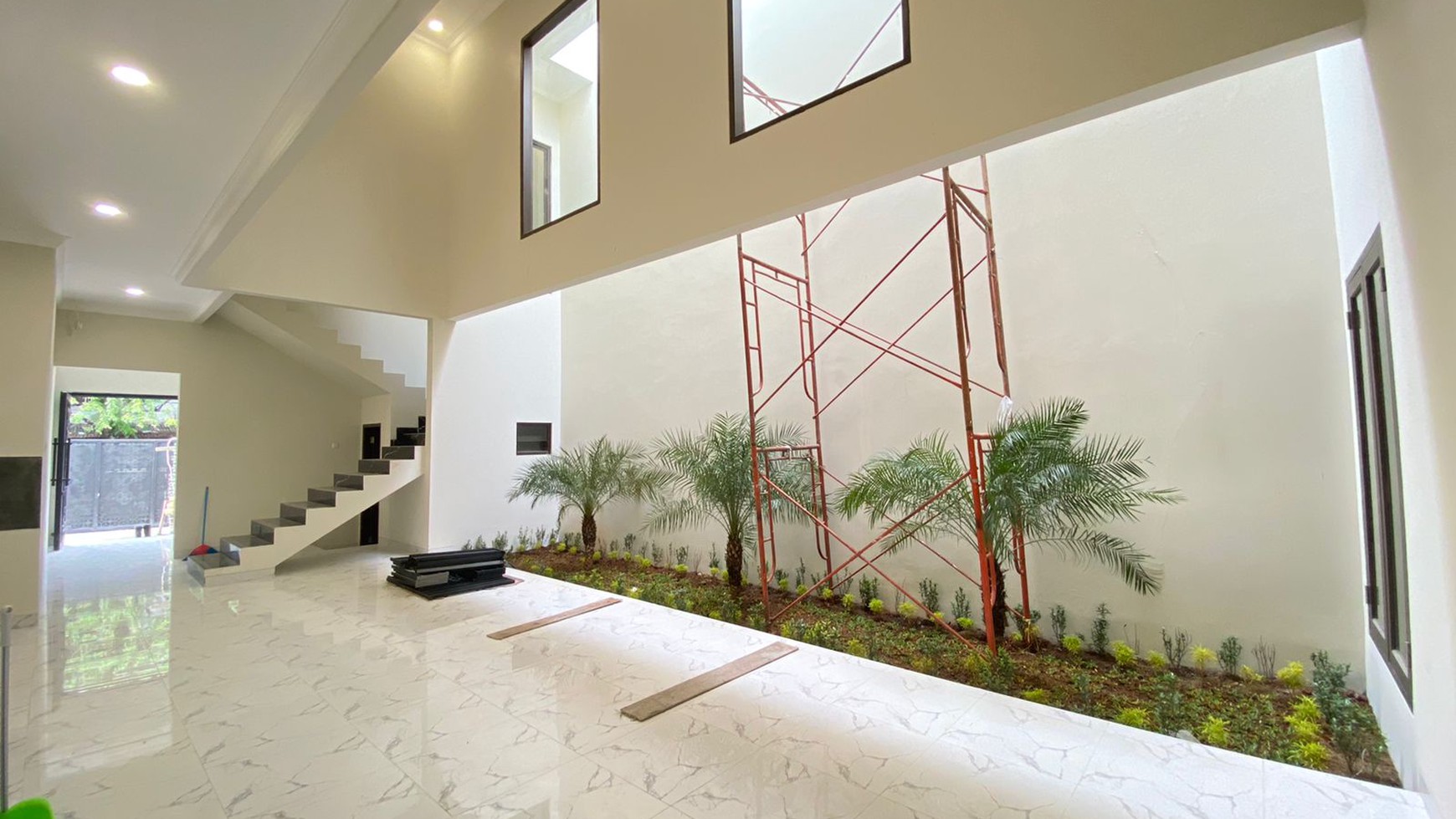 Rumah Cipinang Cempedak Luas 206m2