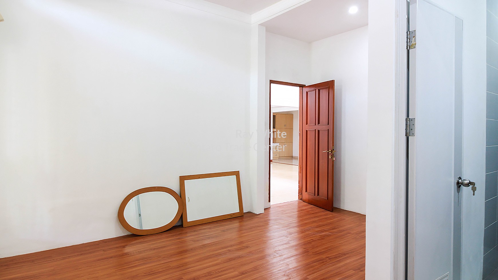 Rumah Siap Huni, Hunian Nyaman & Asri @Menteng Residence, Bintaro