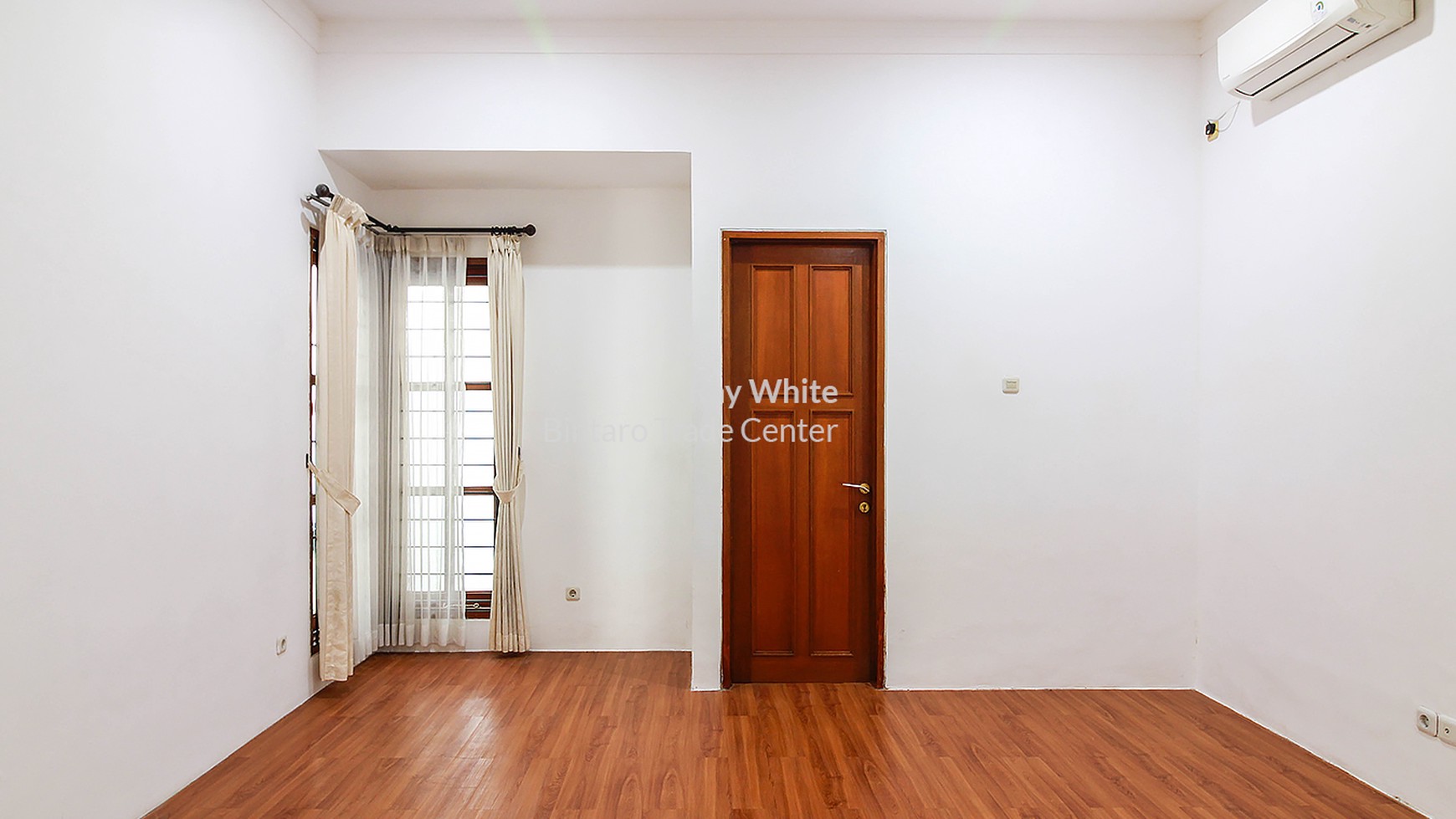 Rumah Siap Huni, Hunian Nyaman & Asri @Menteng Residence, Bintaro