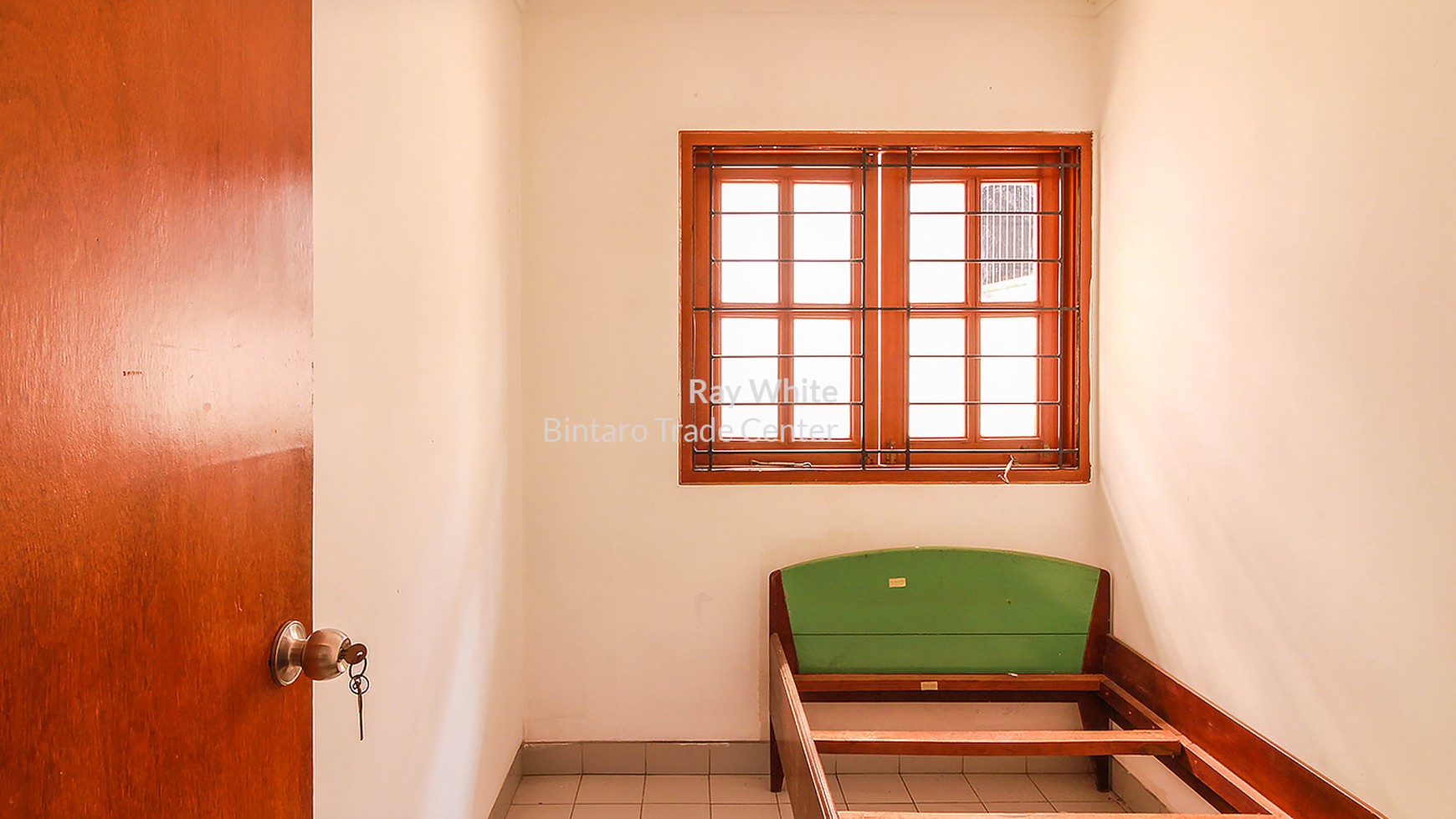 Rumah Siap Huni, Hunian Nyaman & Asri @Menteng Residence, Bintaro