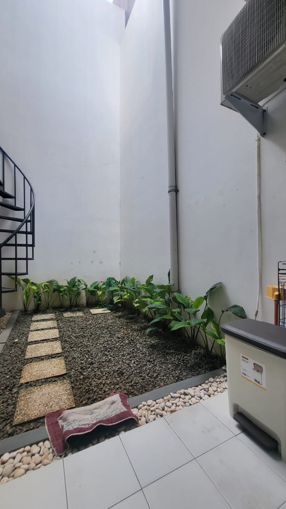 Rumah Minimalis 2 Lantai Full Furnish Siap Huni di BSD