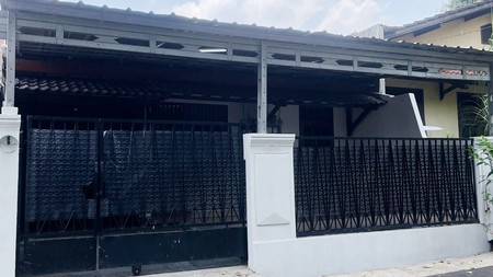 Rumah Bagus Di Jl Taman Melati Taman Kedaung Pamulang