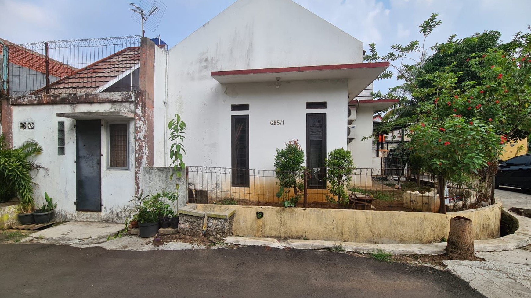 Rumah Bagus Di Graha Bunga Graha Raya Bintaro