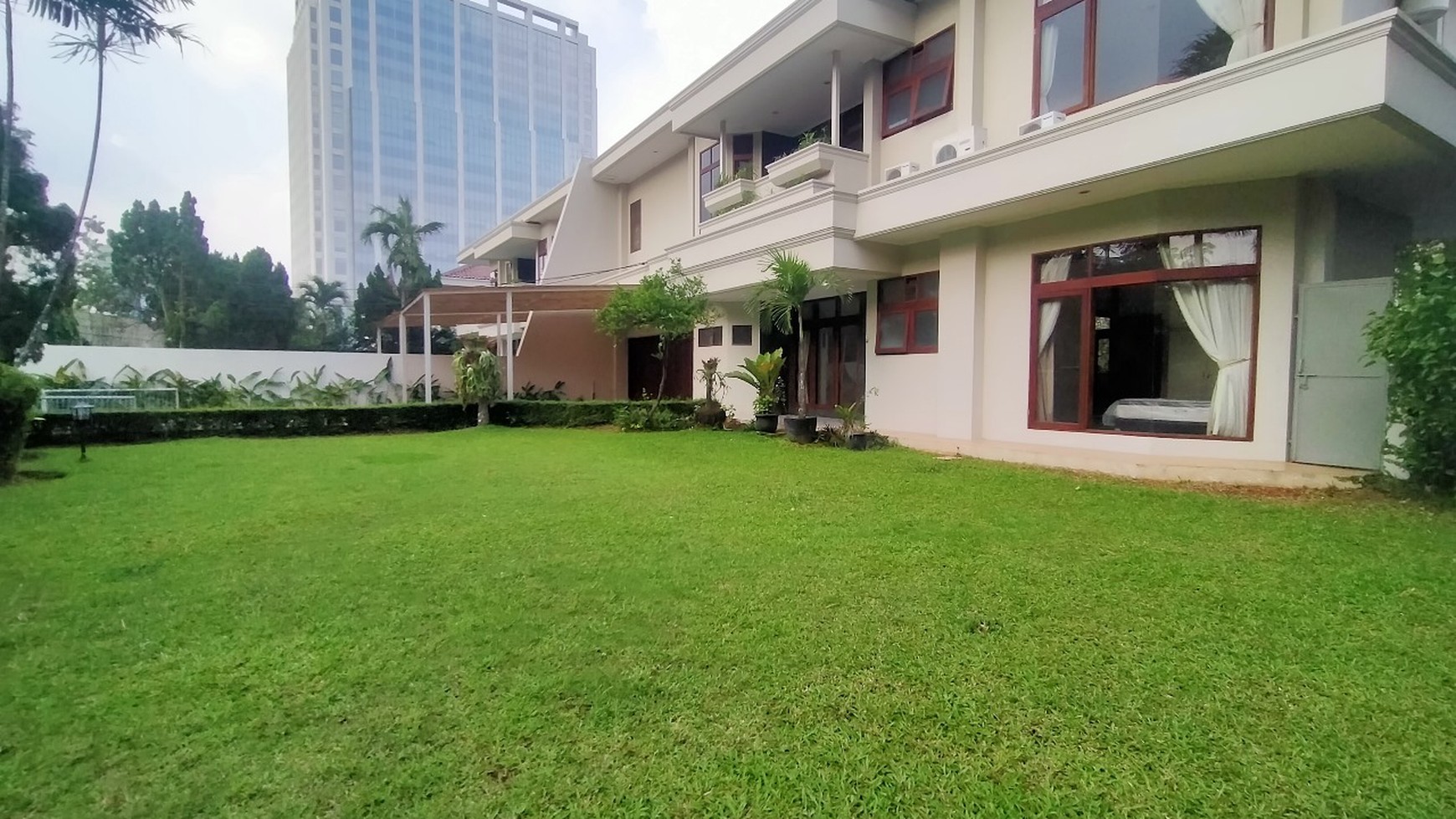 Rumah Mewah 2 Lantai Siap Huni di Jl. TB Simatupang Jakarta Selatan