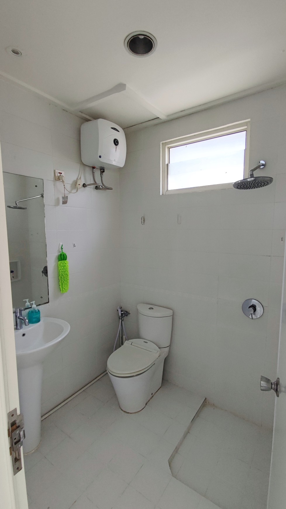Rumah 2 lantai Disewakan di Residence One Serpong