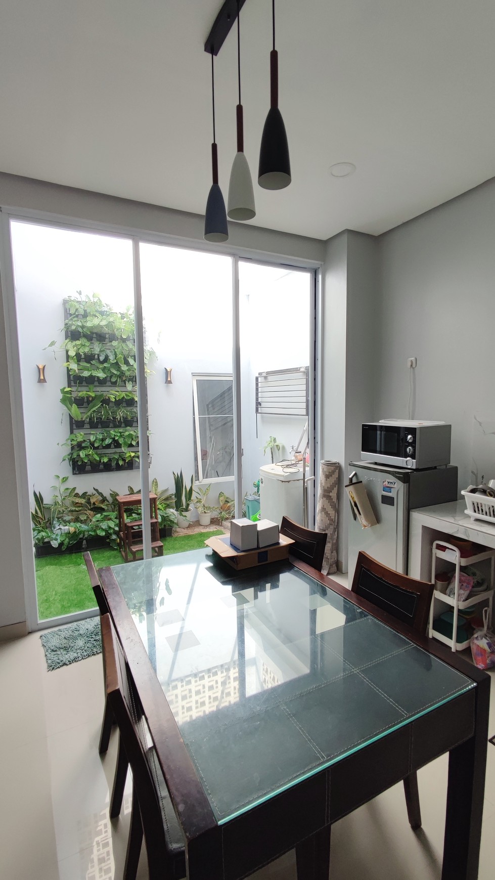 Rumah 2 lantai Disewakan di Residence One Serpong