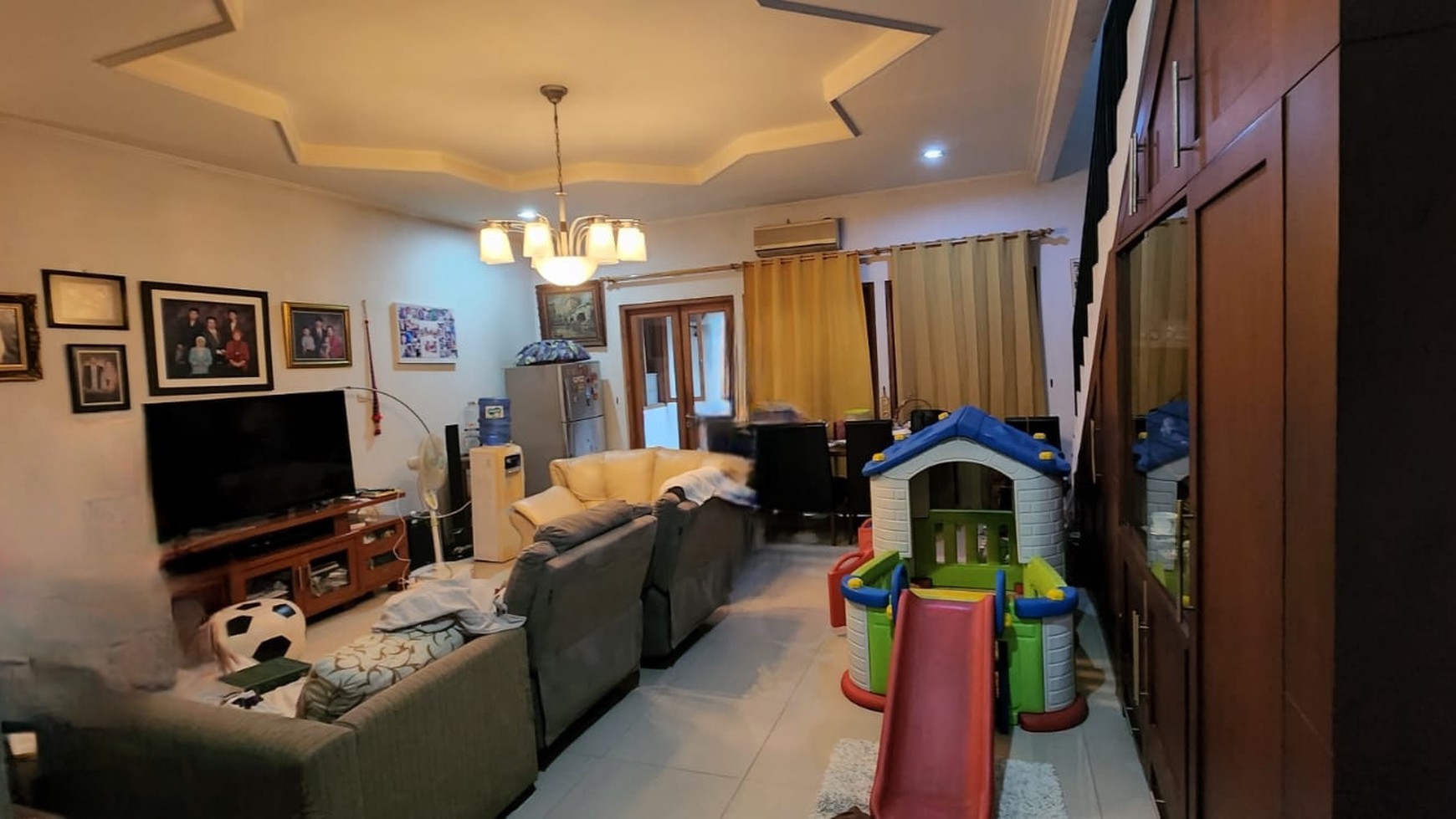 Rumah 2 Lantai Villa Melati Mas, Serpong