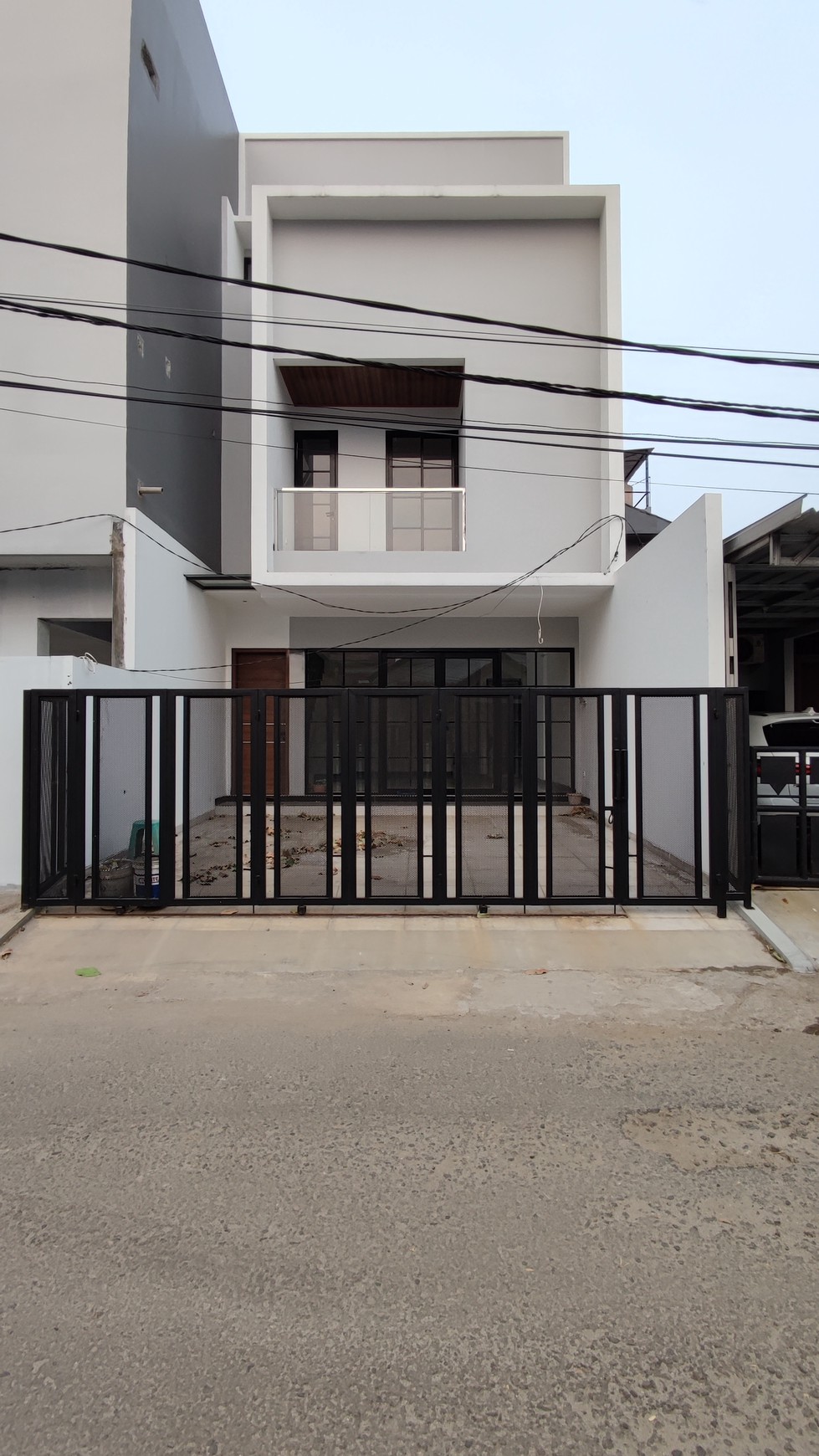 Rumah Baru dan Bagus di Villa Melati Mas, Serpong