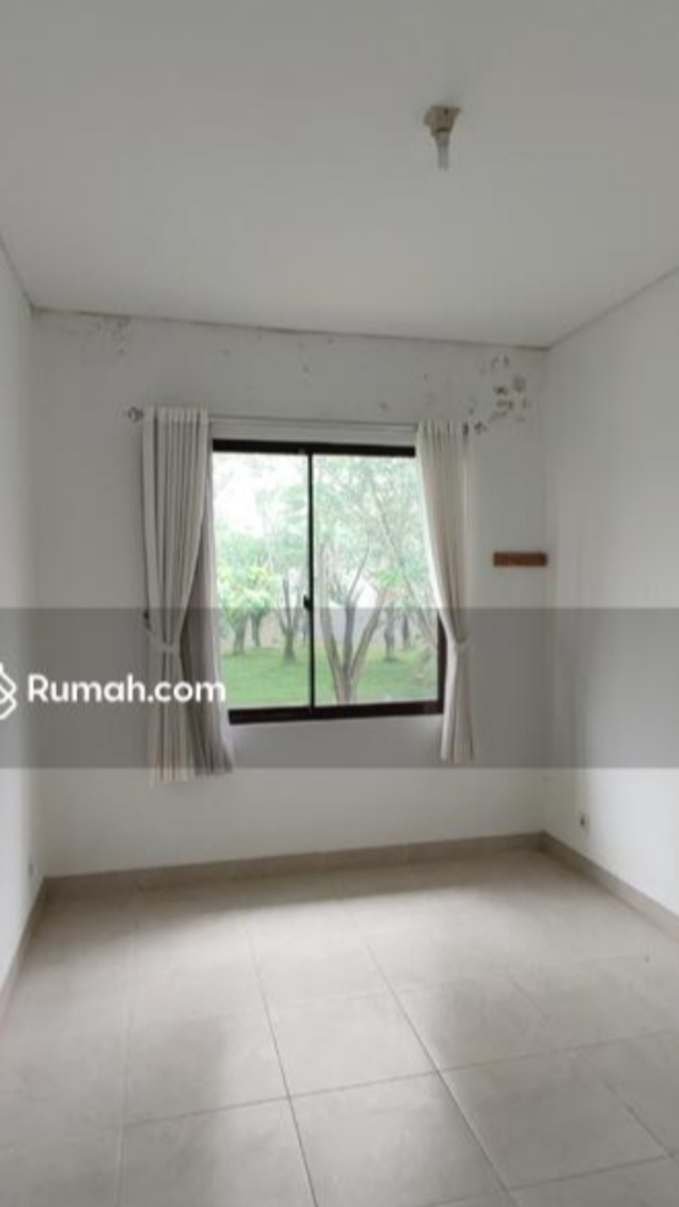 Rumah Mewah di Vermont Parkland, BSD