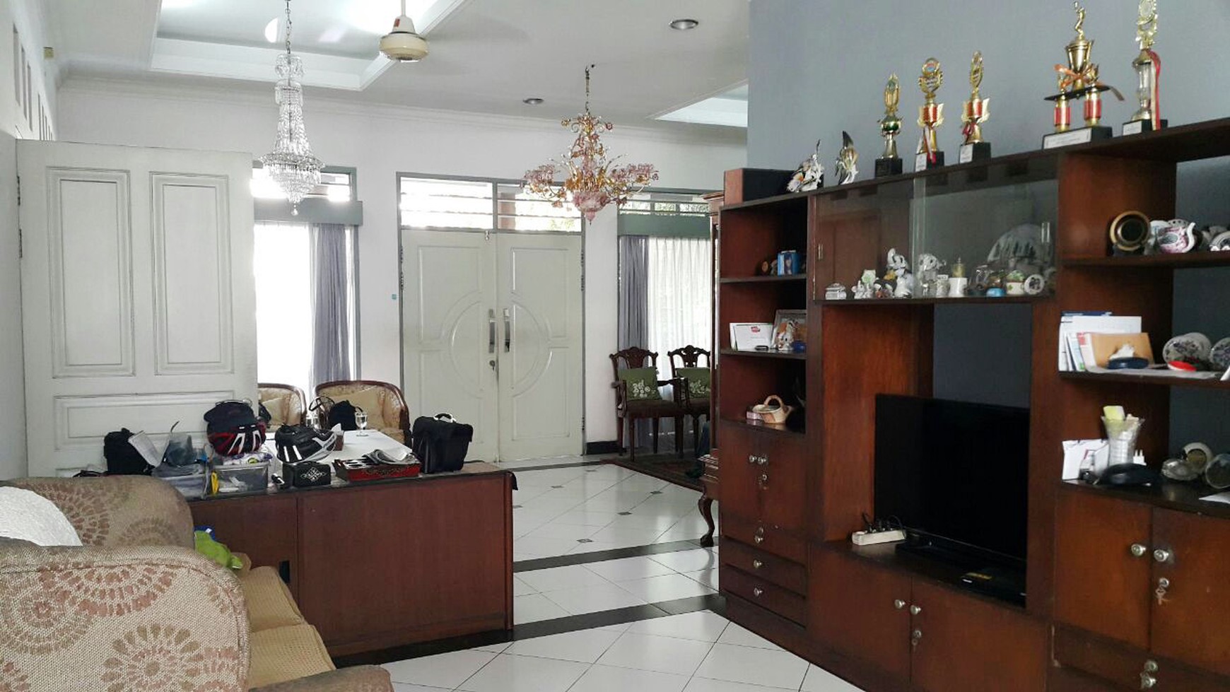 Rumah Dijual lokasi strategis, Siap Huni, Bagus, Nyaman, dan Aman, Jakarta Selatan 