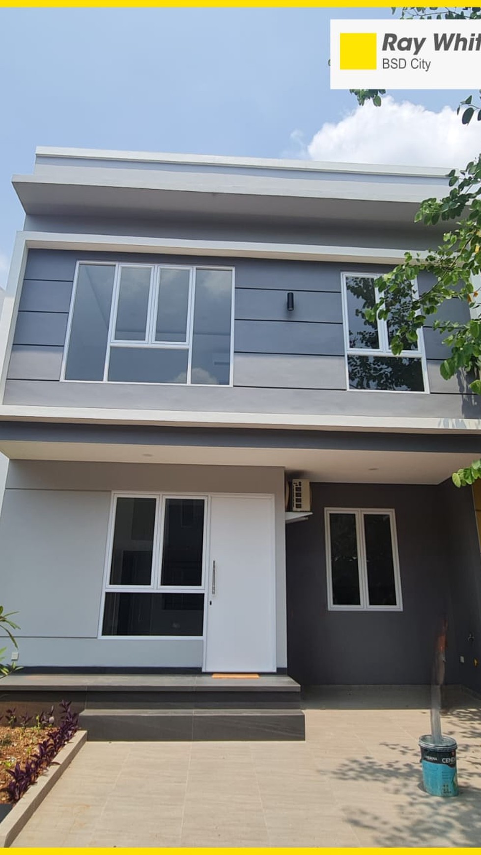 Rumah Bagus dan Baru di MALIBU VILLAGE Gading Serpong, Brand new 2,5 lantai.