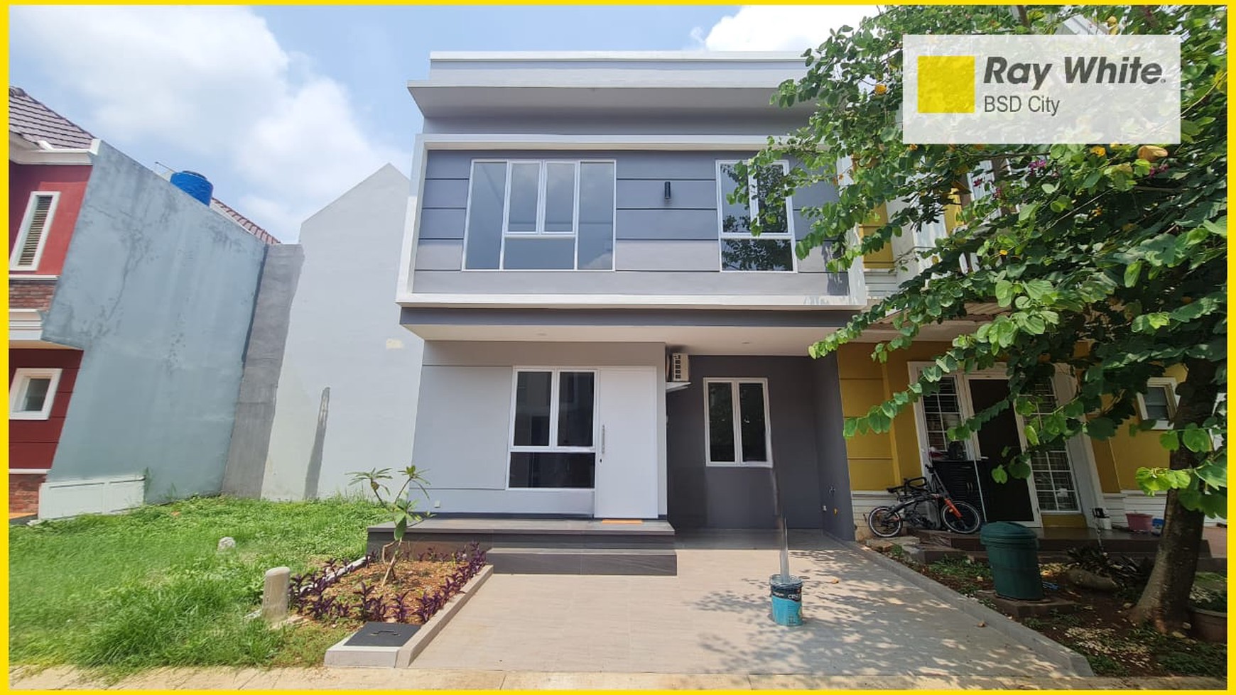 Rumah Bagus dan Baru di MALIBU VILLAGE Gading Serpong, Brand new 2,5 lantai.