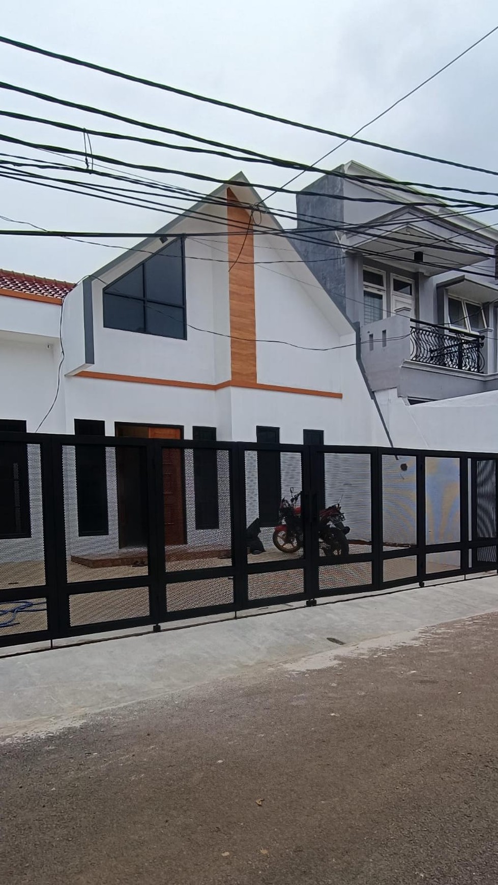 RUMAH BARU DI GRIYA LOKA SEKTOR 1.2, BSD CITY