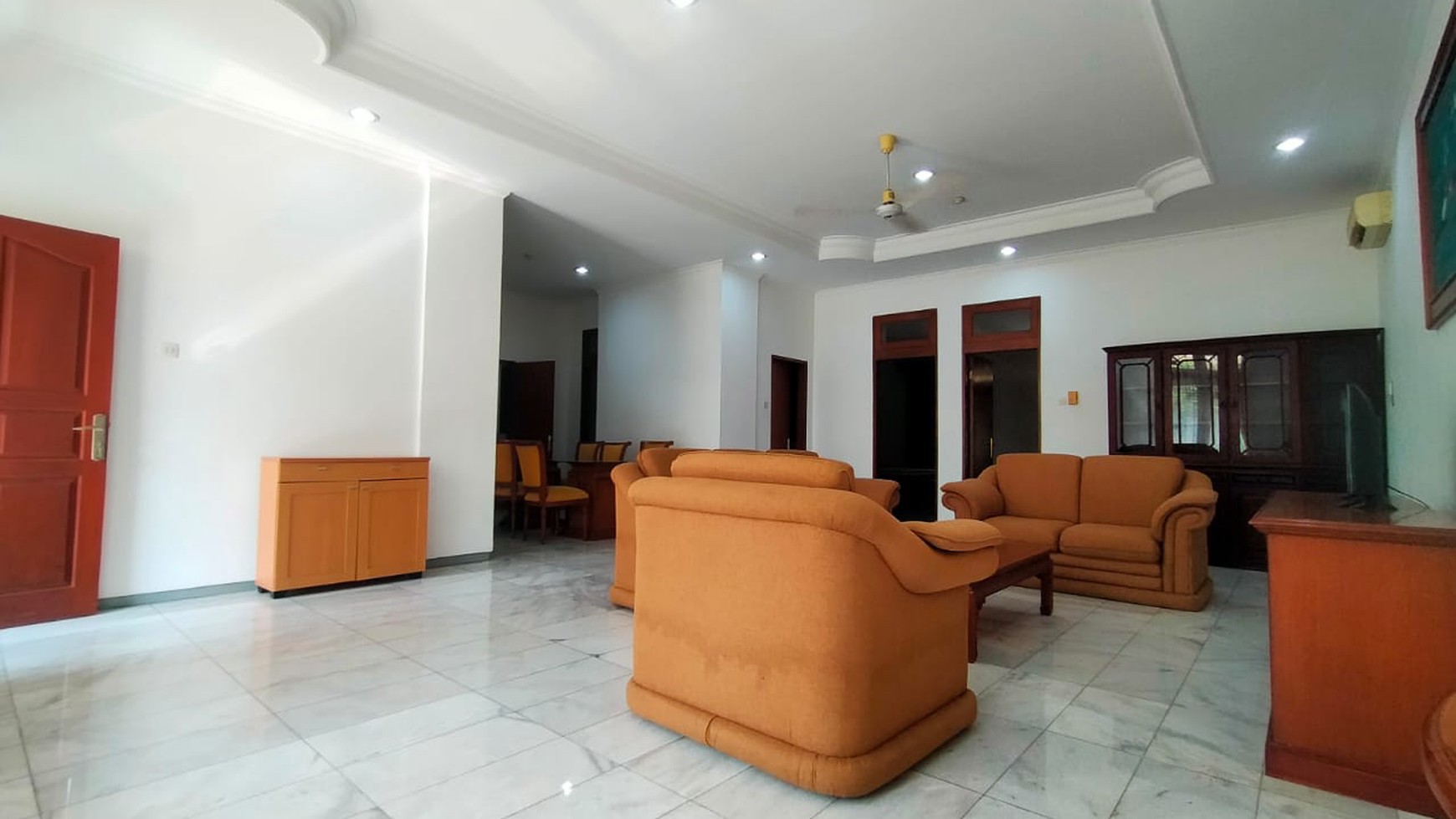 Executive Residence Low Rise Apartement di Kemang Cipete Jakarta Selatan