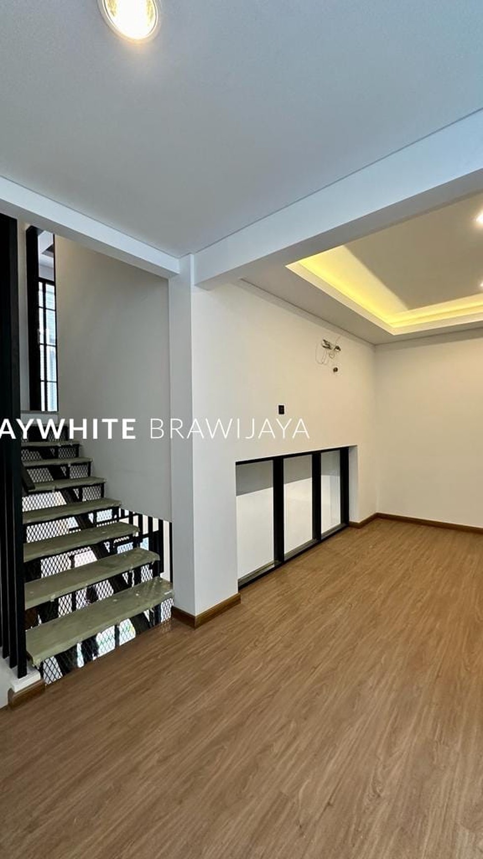 Brand New Townhouse Kemang Siap Huni