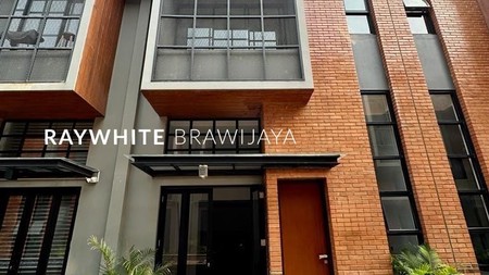 Brand New Townhouse Kemang Siap Huni