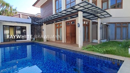 Rumah 2 Lantai Dalam Kompleks Kemang Ampera Jakarta Selatan