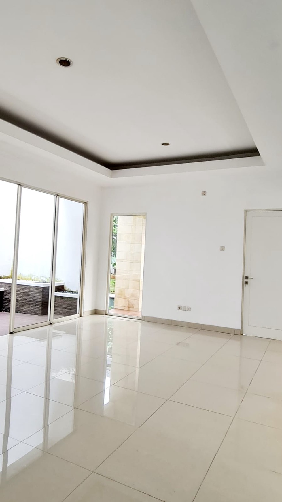 Rumah Bagus, Posisi hook di Cluster Kebayoran Residence, Bintaro Jaya