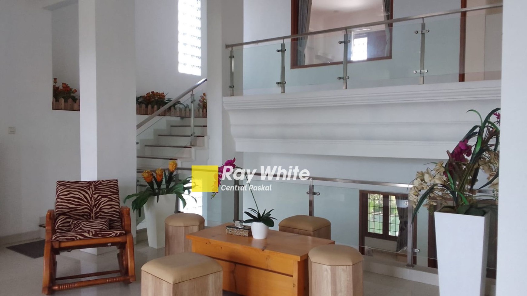 Rumah 6 Lantai Full Furnish di Kembar Timur Kota Bandung